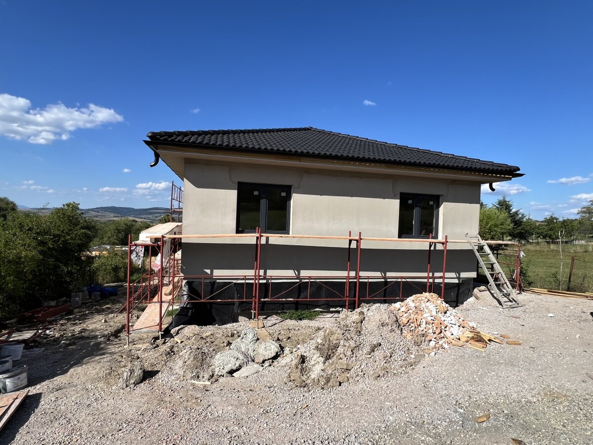 RD-DOKONČENÁ NOVOSTAVBA, OKRUŽNÁ PRI PREŠOVE,POZEMOK 620 m2, — foto 5