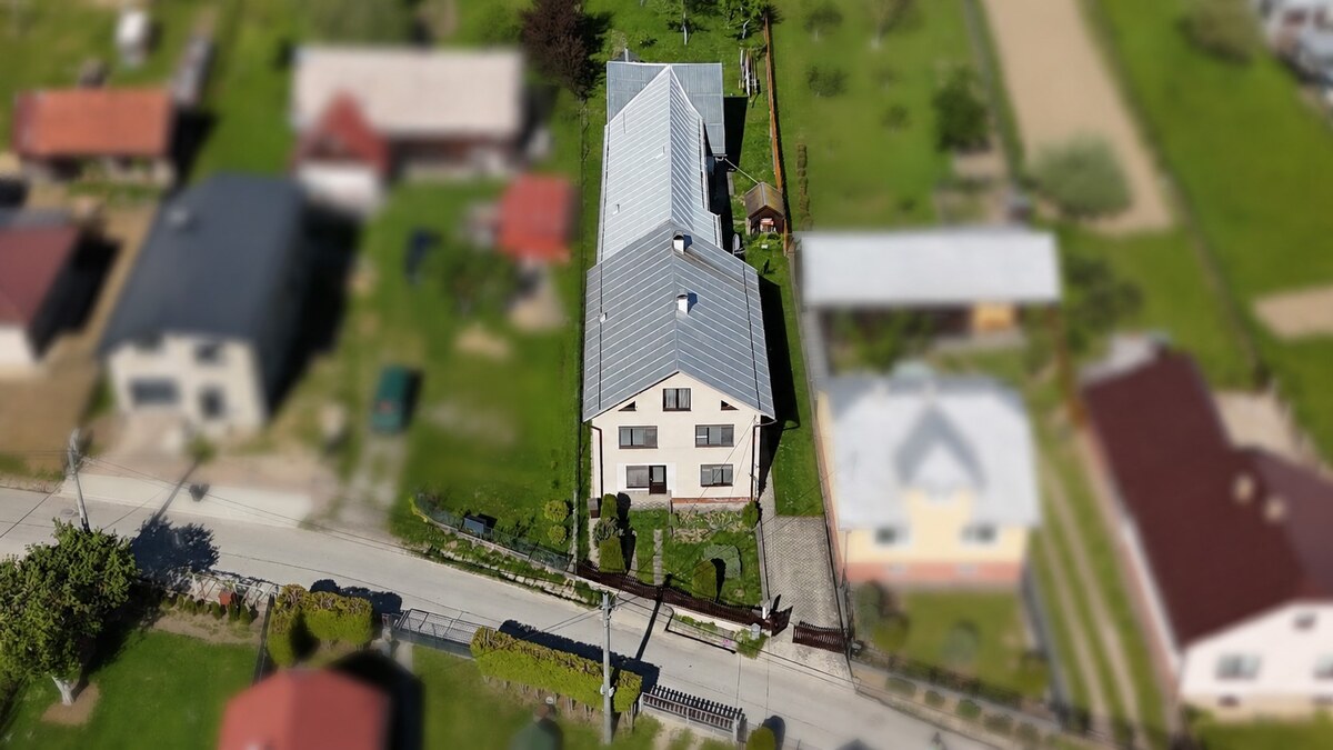 2 PODLAŽNÝ RODINNÝ DOM S PRÍSTAVBOU, 1064m2, JARABINA; — foto 23