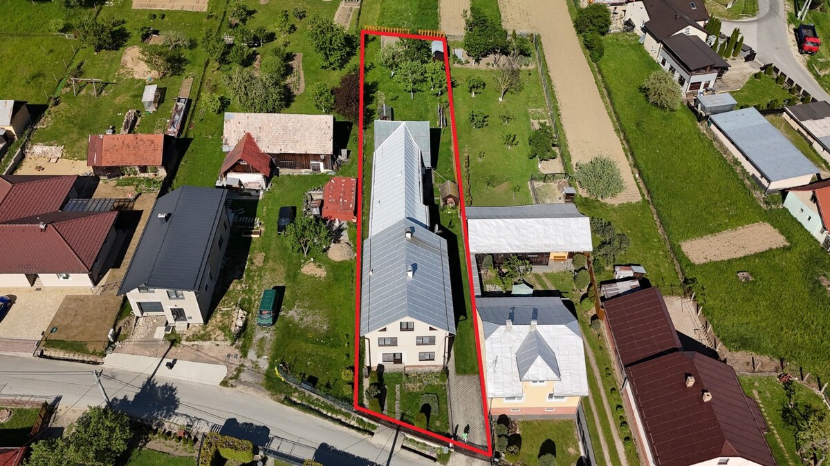2 PODLAŽNÝ RODINNÝ DOM S PRÍSTAVBOU, 1064m2, JARABINA; — foto 3