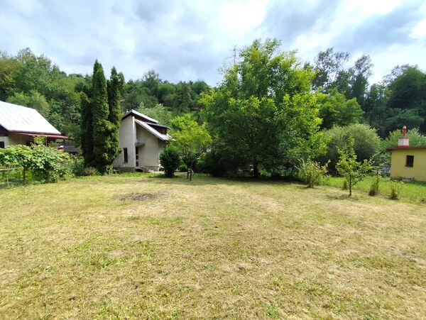 MUROVANÁ CHATA SO ZÁHRADOU 586 m2, Bardejov