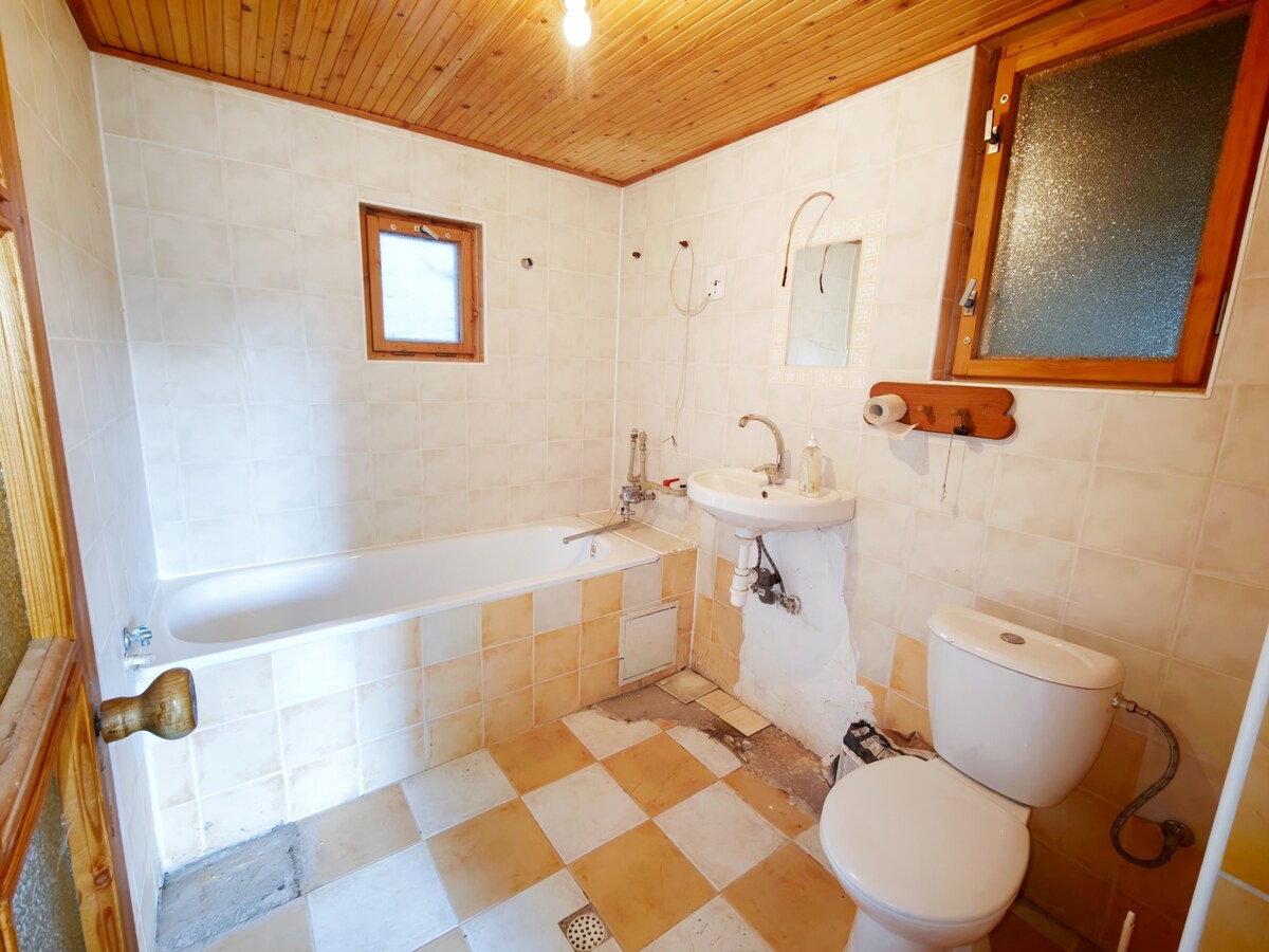 DREVENICA / RODINNÝ DOM V OBCI ČIRČ, 760 m2 — foto 9