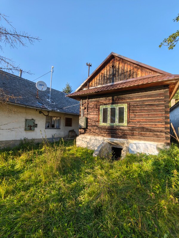 DREVENICA / RODINNÝ DOM V OBCI ČIRČ, 760 m2