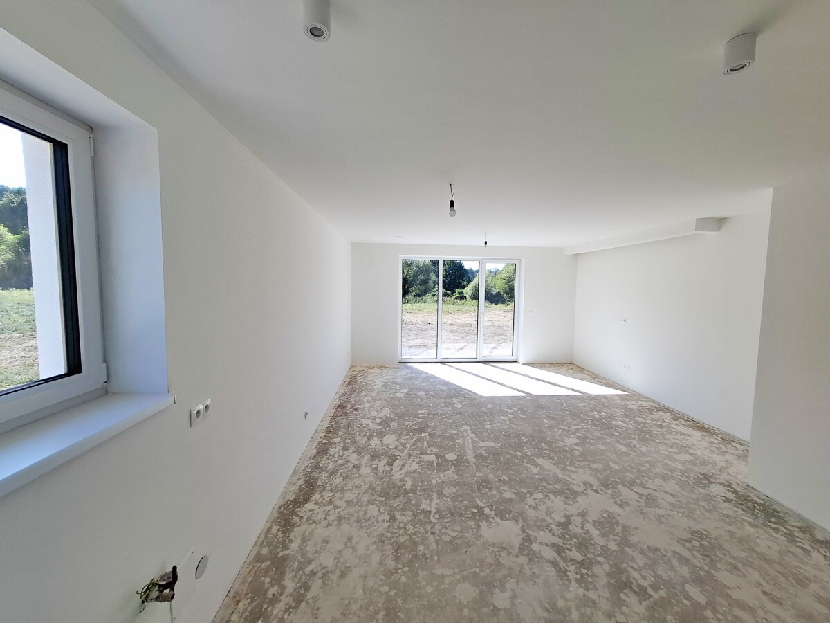 NA PREDAJ NOVÝ 4 izb. RODINNÝ DOM V obci KOKOŠOVCE pri PREŠOVE. — foto 5