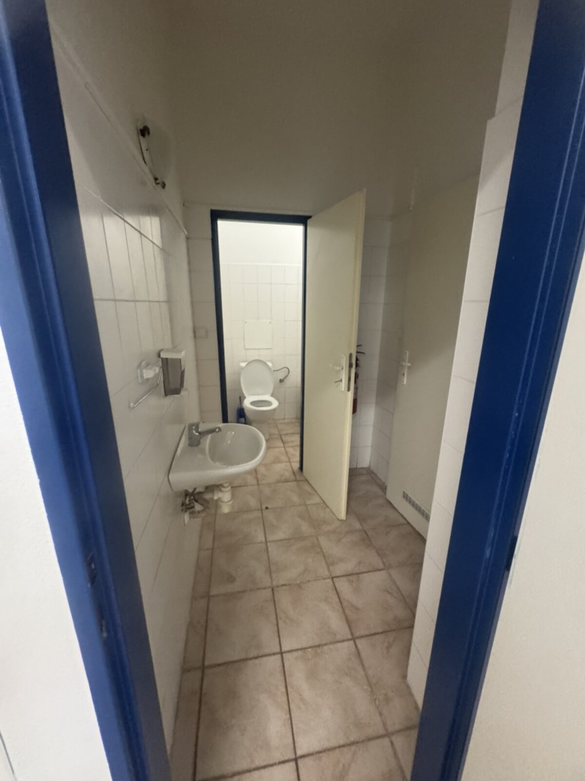 Obchodné priestory v centre mesta !! — foto 8