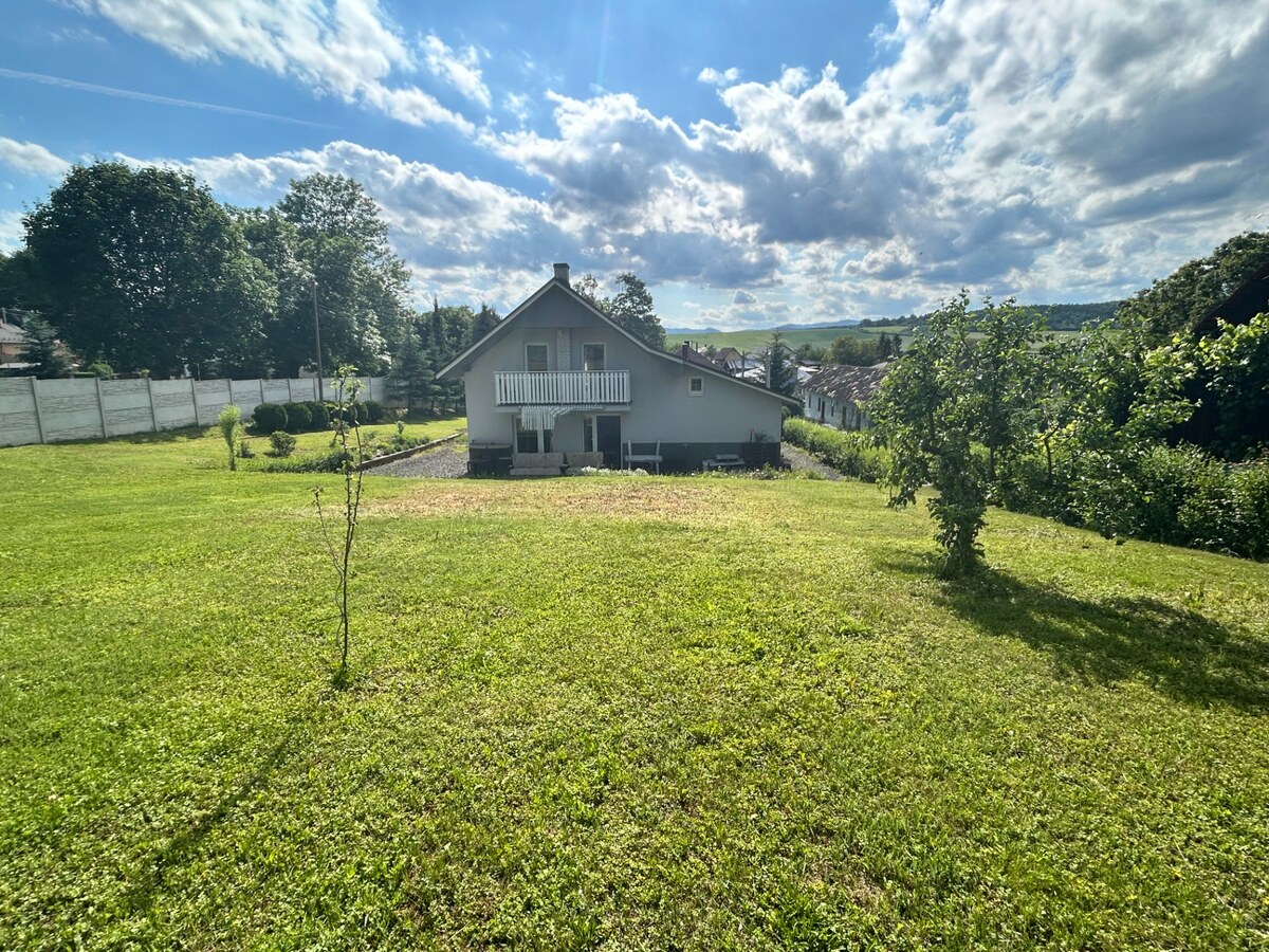 Rezervovane- RODINNÝ DOM NA PREDAJ, POZEMOK 1014m2, SVINIA , OKR.PREŠO — foto 4