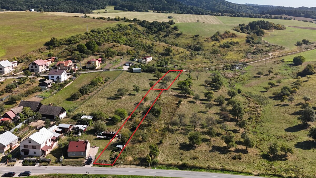 STAVEBNÝ POZEMOK 1629m2, JARABINA — foto 2