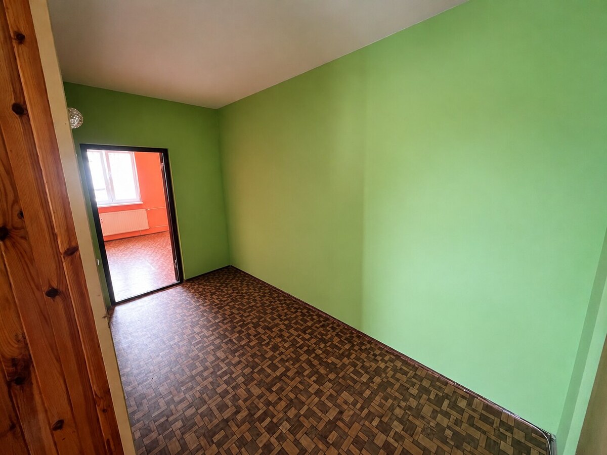REZERVOVANÉ - 4-izbový byt, 74 m², pôvodný stav — foto 7