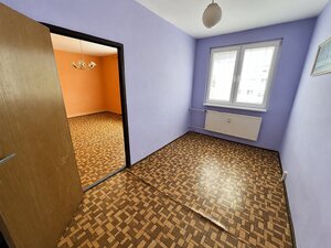 REZERVOVANÉ - 4-izbový byt, 74 m², pôvodný stav — foto 2