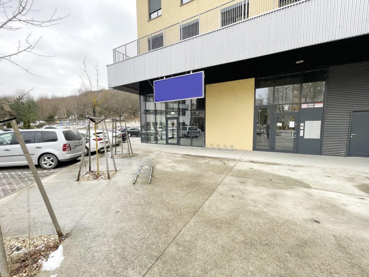 PREŠOV-EXKLUZÍVNE PRIESTORY V NOVOSTAVBE,160 m2,SÍDLISKO III. — foto 12