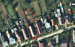 POZEMOK SO STARŠÍM RD, DRIENOV, UL. TEHELNÁ, 981 M2, — foto 3
