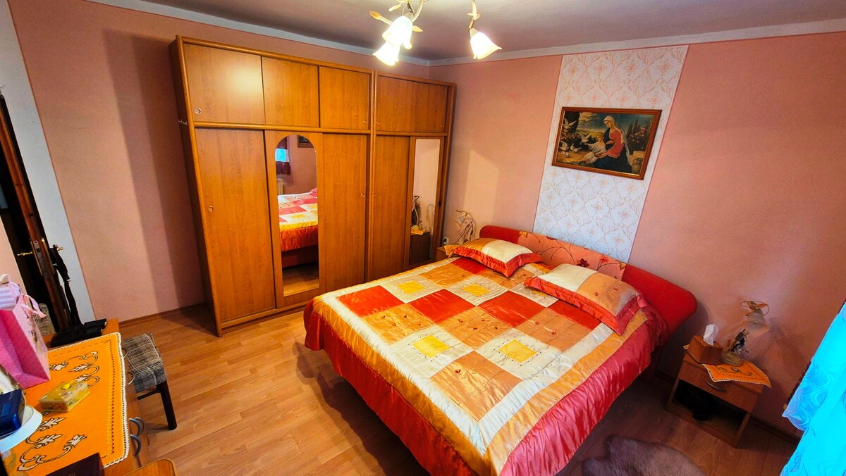 UDRŽIAVANÝ 6 IZBOVÝ RODINNÝ DOM, 1242m2, ÚDOL, — foto 7