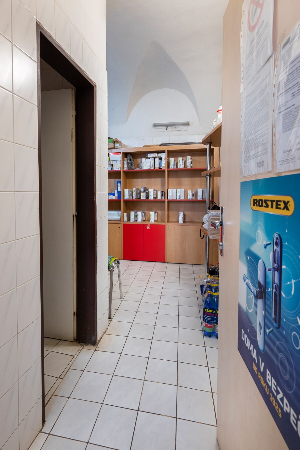 VEĽKÝ 1-IZBOVÝ BYT, 60 m2, PREŠOV – CENTRUM, Slovenská ul. — foto 11
