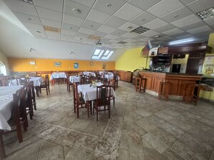 Prevádzková budova v obci Ľubotín na predaj — foto 9