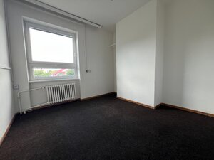 Prenájom kancelárskych priestorov – STARÁ ĽUBOVŇA – od 107,50 €/mes. — foto 9