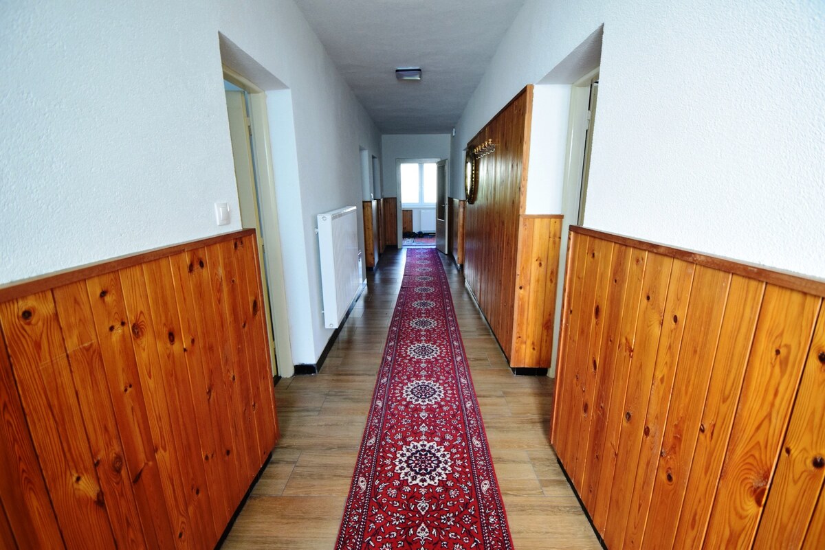 RODINNÝ DOM, 3 PODLAŽNÝ, POZEMOK 521m2; REZERVOVANÝ; — foto 10