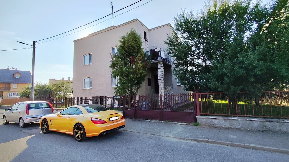 RODINNÝ DOM, 3 PODLAŽNÝ, POZEMOK 521m2; REZERVOVANÝ; — foto 4