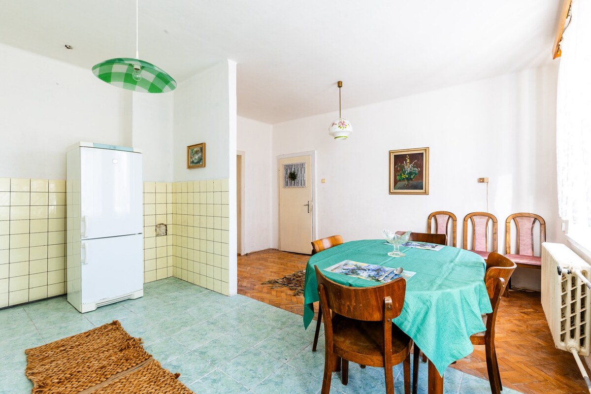 ŠARMANTNÁ VILA S VEĽKORYSÝM POZEMKOM 1418m2, VEĽKÝ ŠARIŠ — foto 13