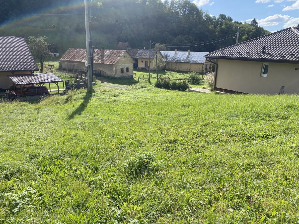 POZEMOK NA PREDAJ ,462 m2,  RADATICE , OKR. PREŠOV — foto 5
