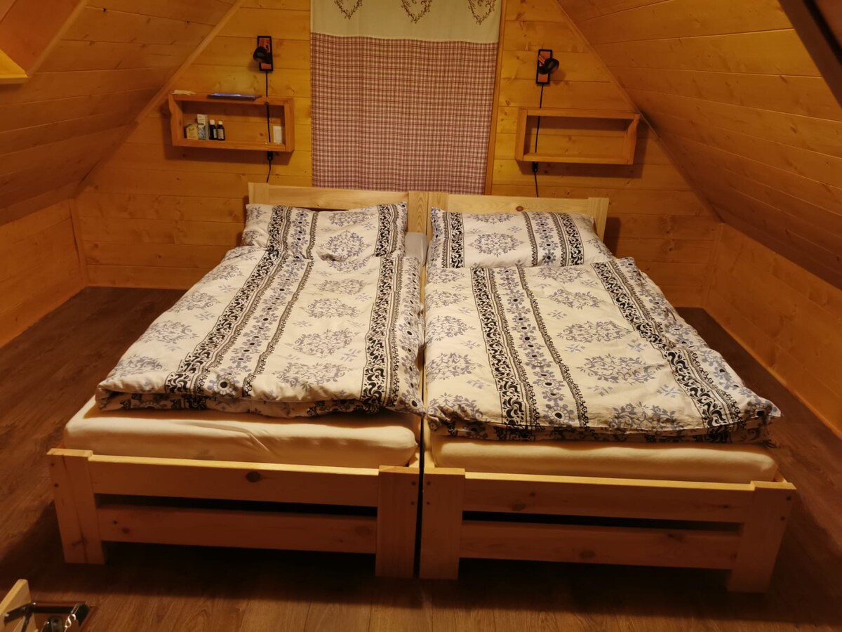 VÝRAZNE ZNÍŽENÁ CENA chatky v Orlove — foto 19
