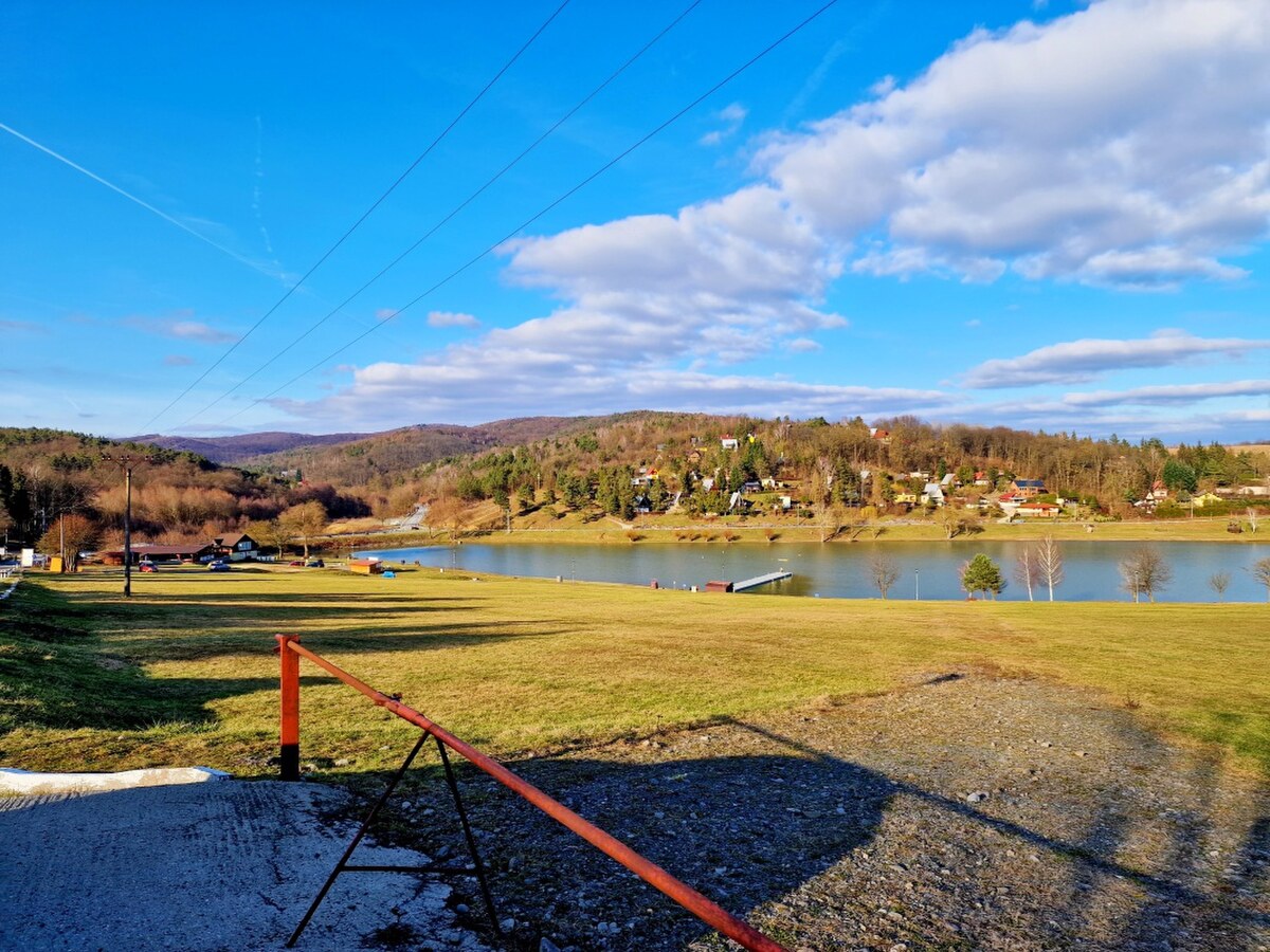 TOP POZEMOK NA PREDAJ,DOMAŠA DOBRÁ, POZEMOK PRI VODE! 2046m2 — foto 11