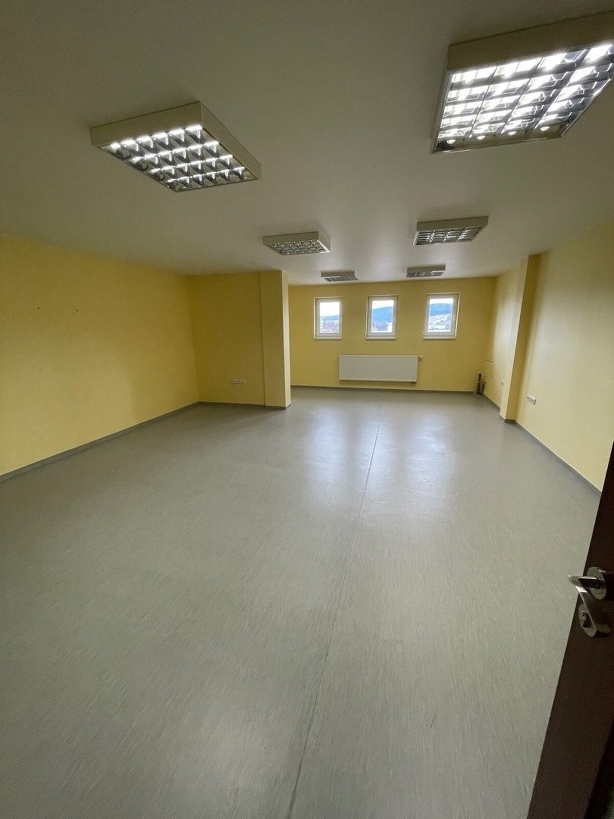 KANCELÁRSKE PRIESTORY  NA PRENÁJOM