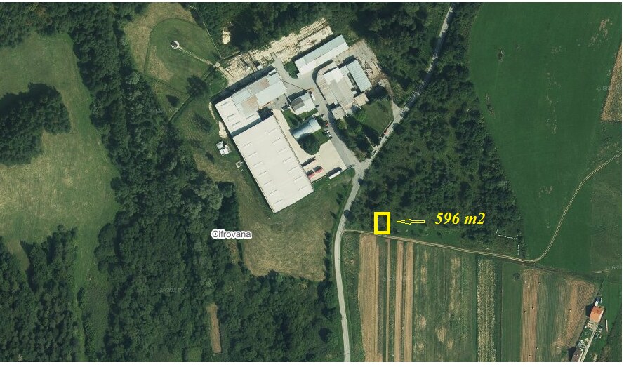 POZEMOK- ZÁHRADA 596 m2 , LIPOVCE.