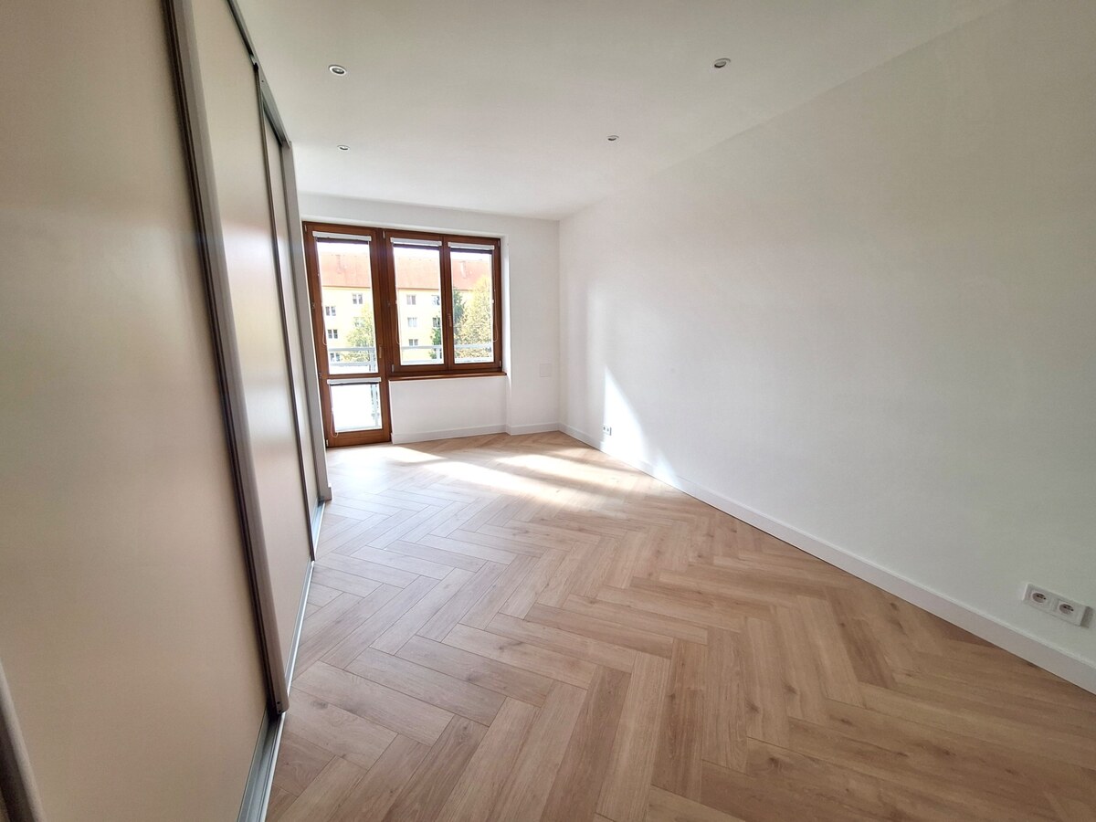 PRENÁJOM NOVOREKONŠTRUOVANÝ 2 IZBOVÝ BYT, BALKÓN, PREŠOV, UL. PAVL.NÁM — foto 11