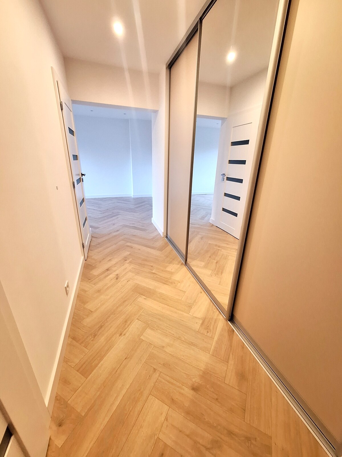 PRENÁJOM NOVOREKONŠTRUOVANÝ 2 IZBOVÝ BYT, BALKÓN, PREŠOV, UL. PAVL.NÁM — foto 25