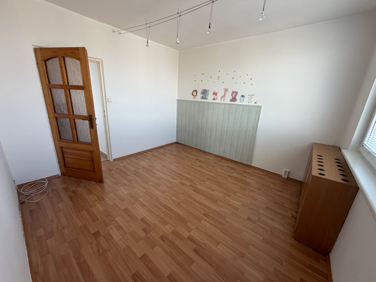 3 izbový byt s 2 balkónmi Topoľčany — foto 8