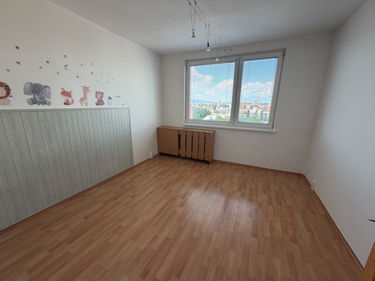 3 izbový byt s 2 balkónmi Topoľčany — foto 9