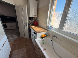 2 izbový byt so záhradou a altánkom  Bojná — foto 9