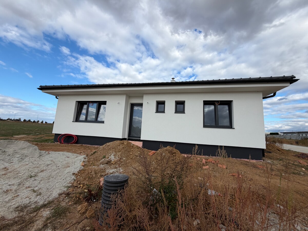 Novostavba Rodinný dom Tovarníky pozemok 500 m2