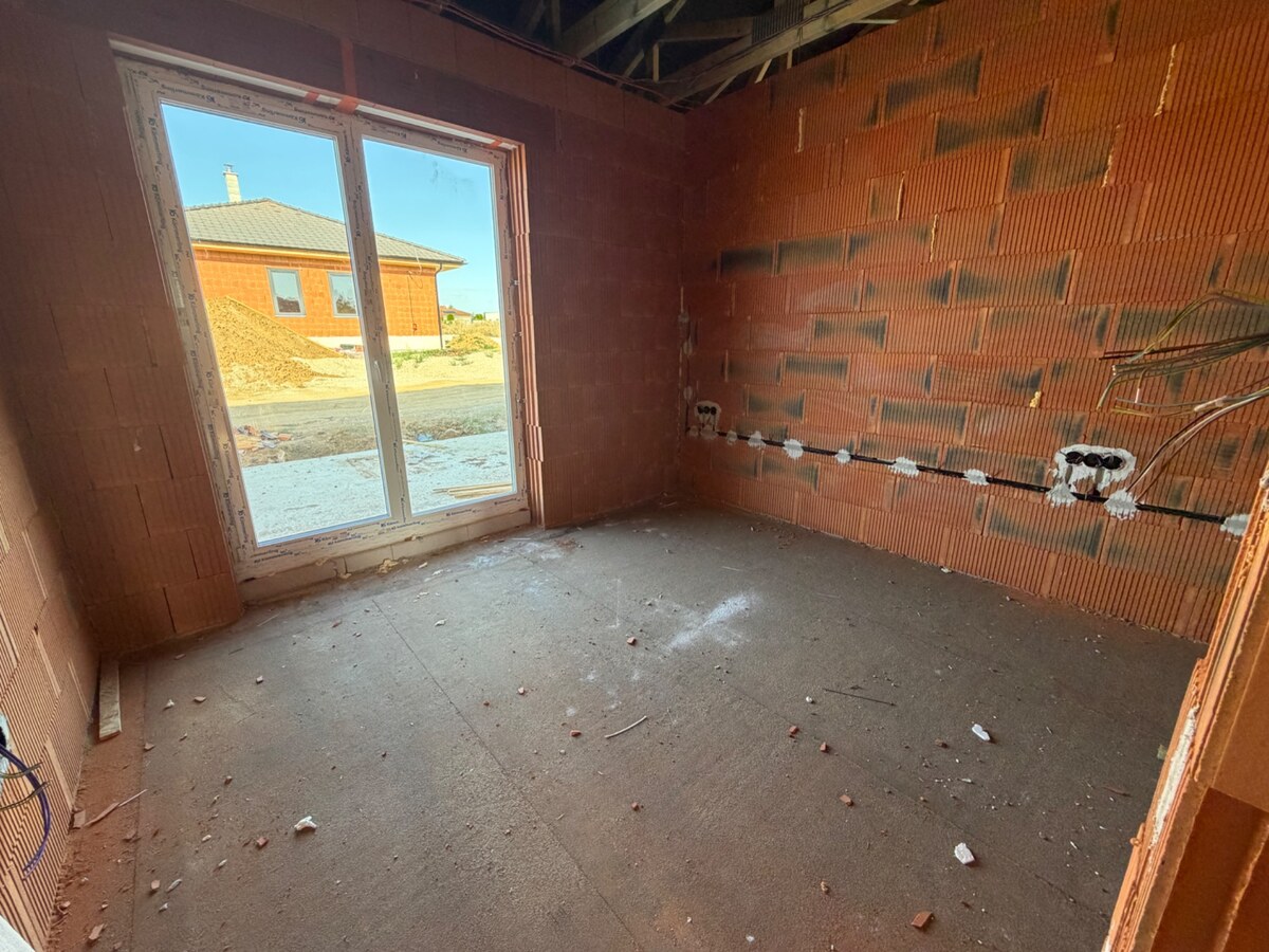 Novostavba Rodinný dom Tovarníky pozemok 500 m2 — foto 10