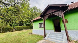 Na predaj rodinný dom (chalupa) V. Uherce v lese – pozemok 2974 m2 — foto 12