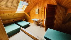 Na predaj rodinný dom (chalupa) V. Uherce v lese – pozemok 2974 m2 — foto 24