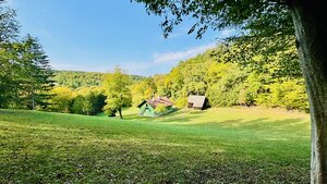 Na predaj rodinný dom (chalupa) V. Uherce v lese – pozemok 2974 m2 — foto 8