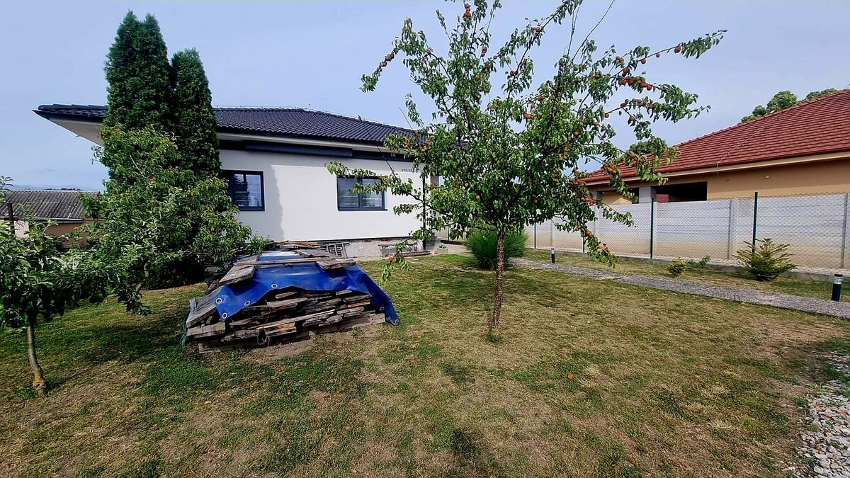 4 - izbový Rodinný dom Janíkovce s 10 árovým pozemkom — foto 3