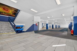 Obchodné  priestory námestie  2x600 m2 Topoľčany — foto 9