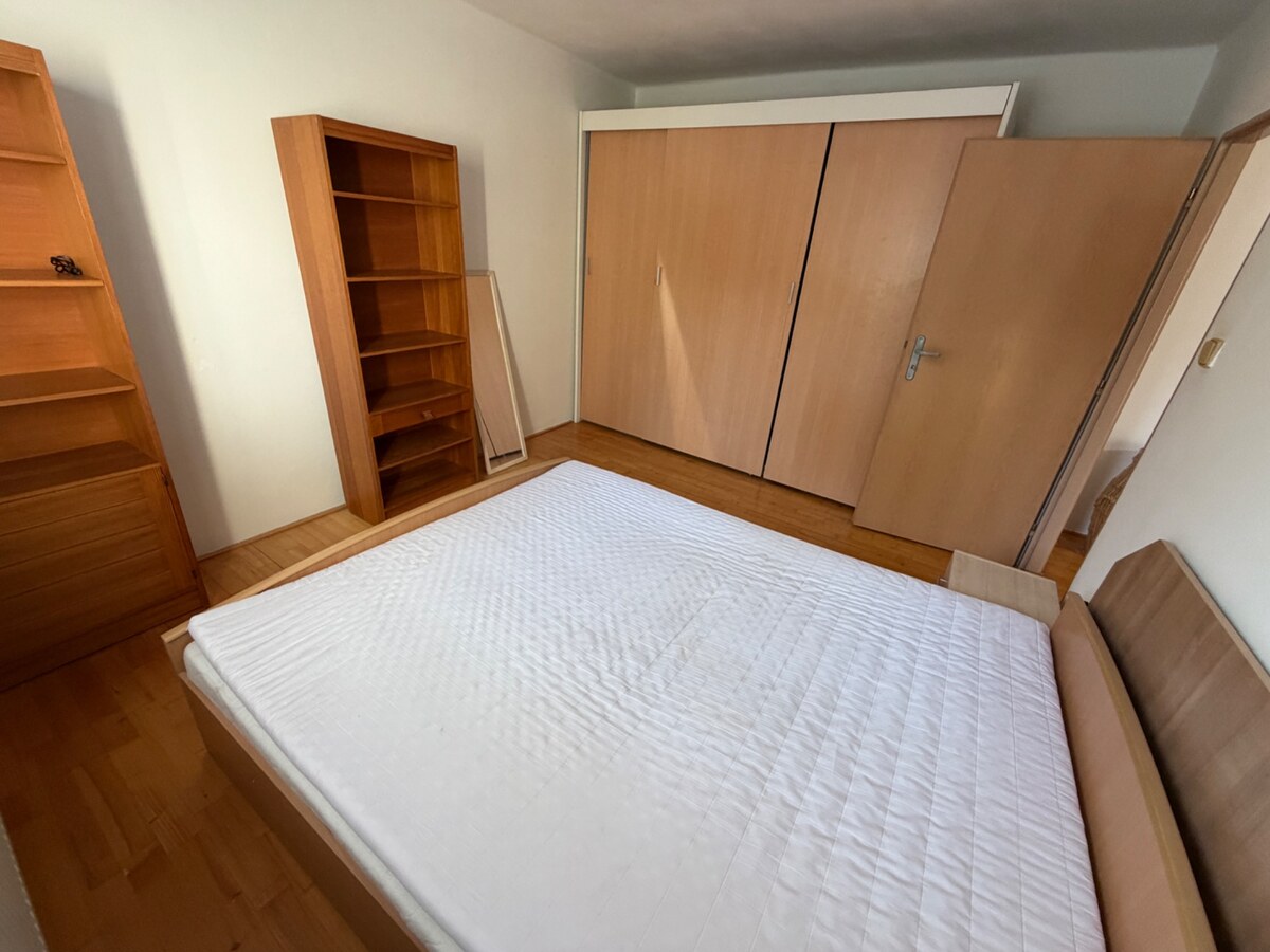 2 izbový byt s balkónom a garážou Továrniky — foto 6