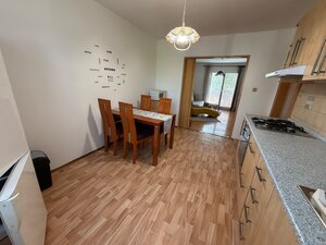 2 izbový byt s balkónom a garážou Továrniky — foto 4