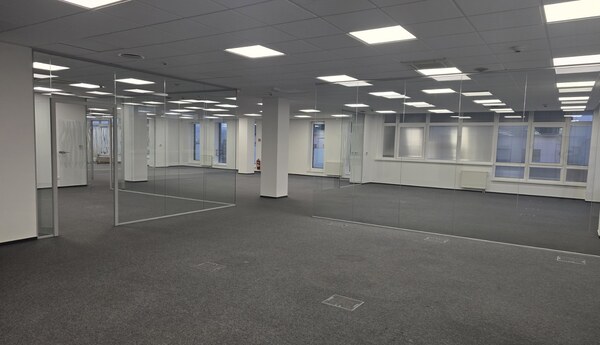 Moderné kancelárie nad 100m2, Central FIVE, Petržalka