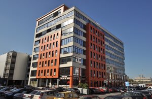Moderné kancelárie nad 100m2, Central FIVE, Petržalka — foto 4
