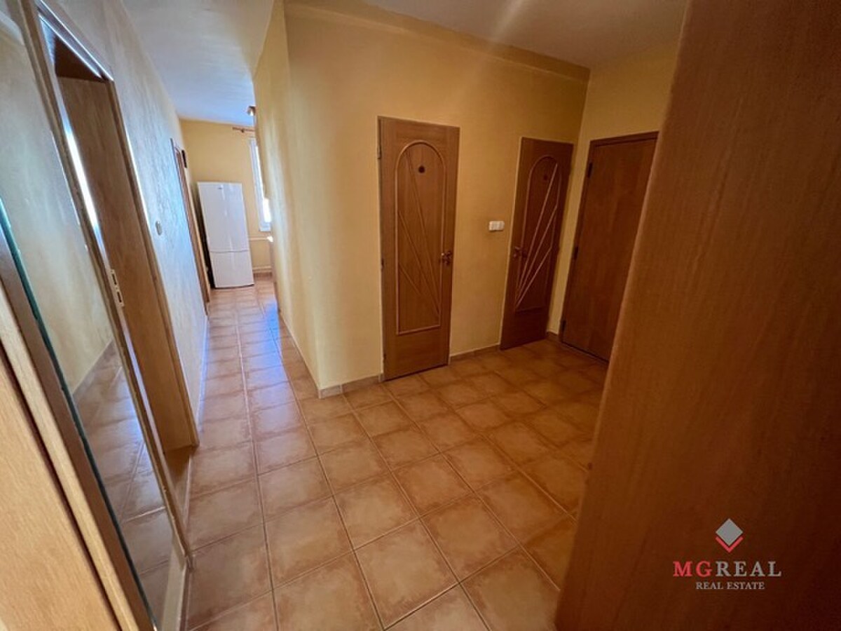 3 izbový byt s balkónom Topoľčany /PRENAJOM — foto 11