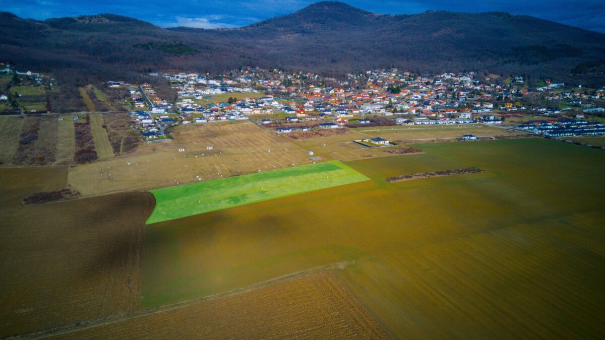 Predaj pozemku na bývanie-Imrichova usadlosť-Štitáre