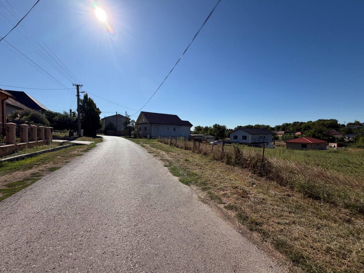 Stavebný pozemok na rodinný dom Lukáčovce — foto 2