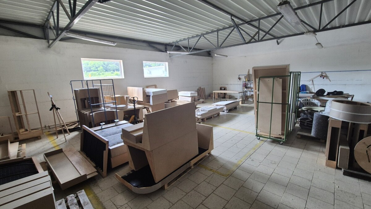 Prenájom výrobno - skladový areál Topoľčany , Tovarníky — foto 8