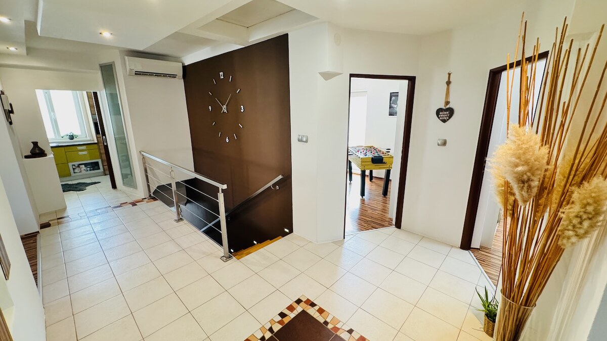 Na predaj 5 i dvojgeneračný RD Radobica - pozemok 1256 m² — foto 25