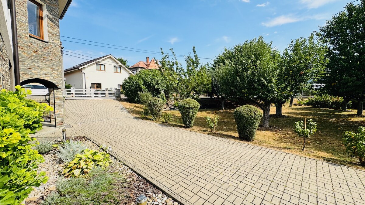 Na predaj 5 i dvojgeneračný RD Radobica - pozemok 1256 m² — foto 5