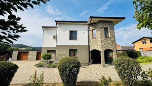 Na predaj 5 i dvojgeneračný RD Radobica - pozemok 1256 m² — foto 2