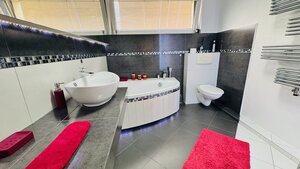 Na predaj 5 i dvojgeneračný RD Radobica - pozemok 1256 m² — foto 29
